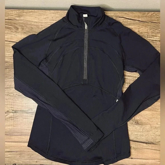 Lululemon Front Of The Pack 1/2 Zip size 4 - Picture 4 of 7